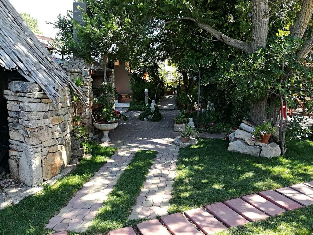 B&B Domo De Pedra Tottubella Zewnętrze zdjęcie